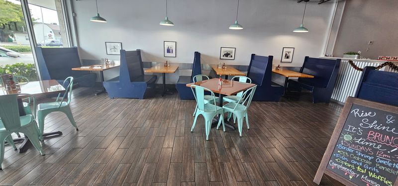 Captain Jim’s Seafood Market & Restaurant — 12950 W Dixie Hwy, North Miami