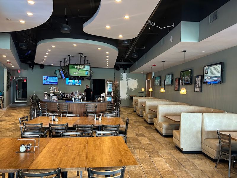 Joey D's Chicago Style Eatery & Pizzeria, Naples