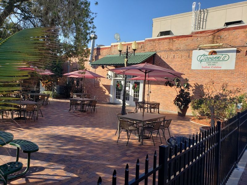 Giovanni's Main Street Kitchen