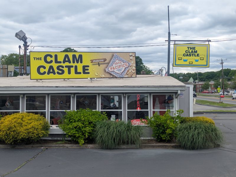 The Clam Castle, Madison