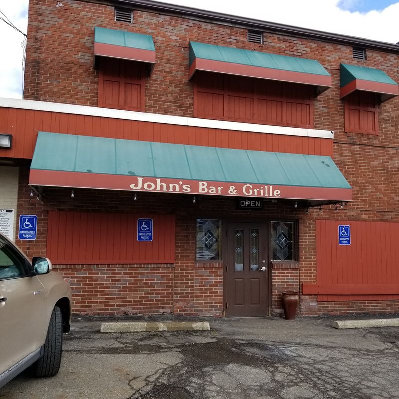 John's Bar & Grille, Canton