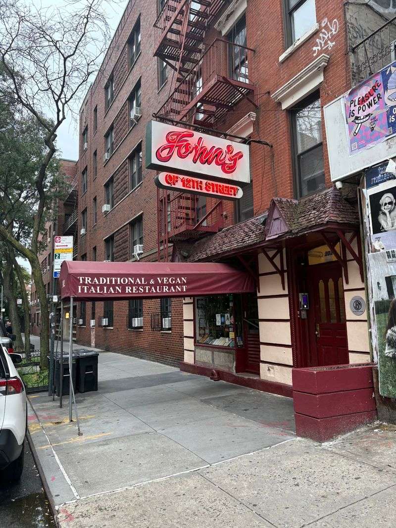 John's Of 12th Street