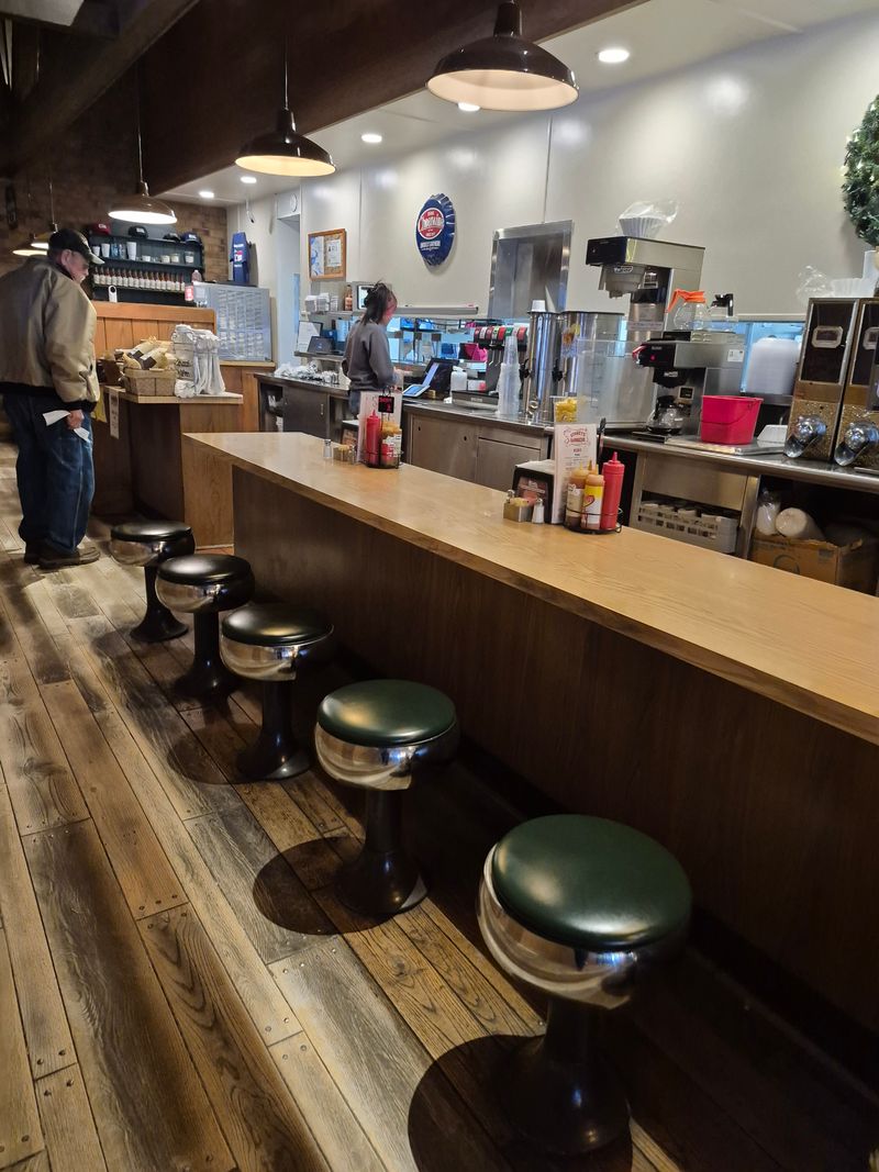 Stamey’s Barbecue (High Point Road Dining Room), Greensboro