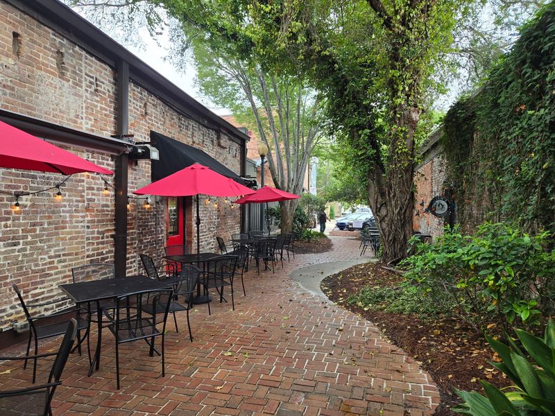 Jonah's Fish & Grits