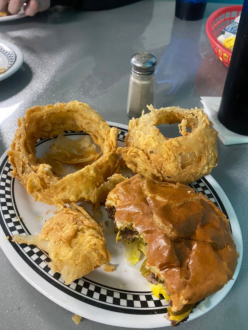 Dairy Dip Diner, Mulberry