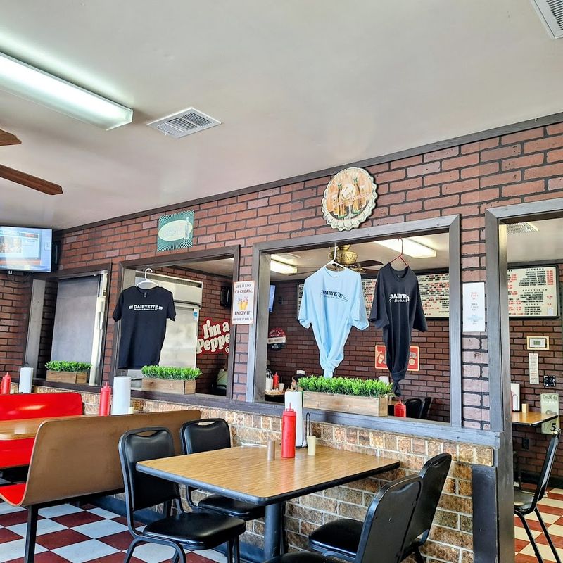 Dairyette, Mount Ida