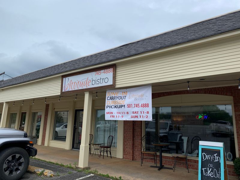 L'Attitude Bistro — Clinton, AR