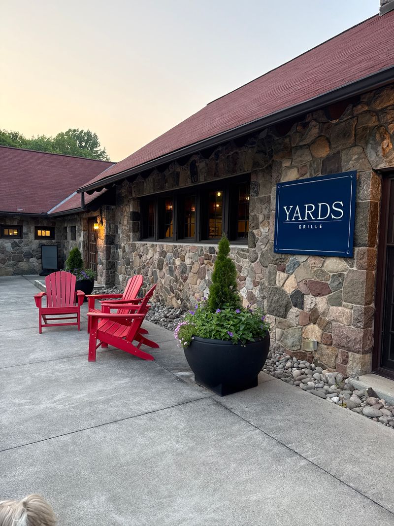 Green Lakes State Park – Yards Grille