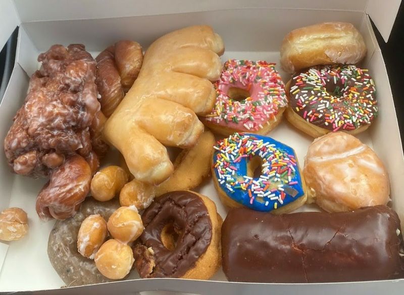 Daylight Donuts, Little Rock