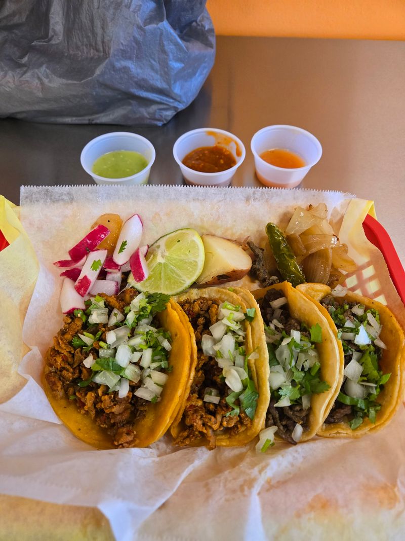 TACOS AY AY AY – Lafayette