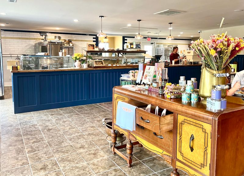Joybird Bakeshop, Travelers Rest