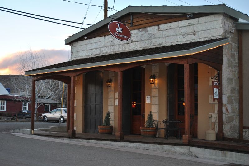 Js' Old Town Bistro