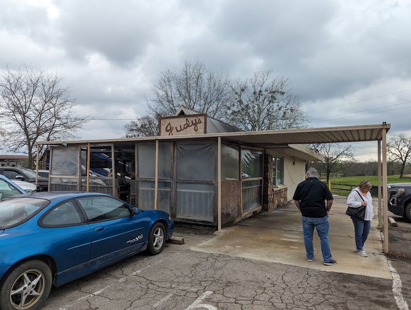 Judy's Drive In, Waldron Judy's Drive In, Waldron