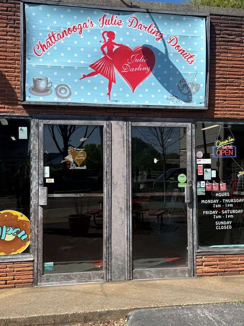 Julie Darling Donuts