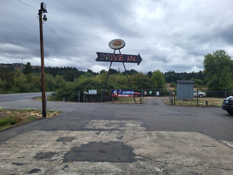 K & R Drive Inn – Oakland, Oregon