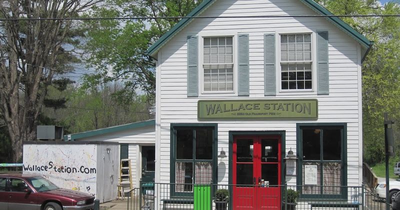 Kentucky: Wallace Station Deli