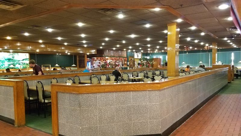 Royal Buffet and Grill, Akron