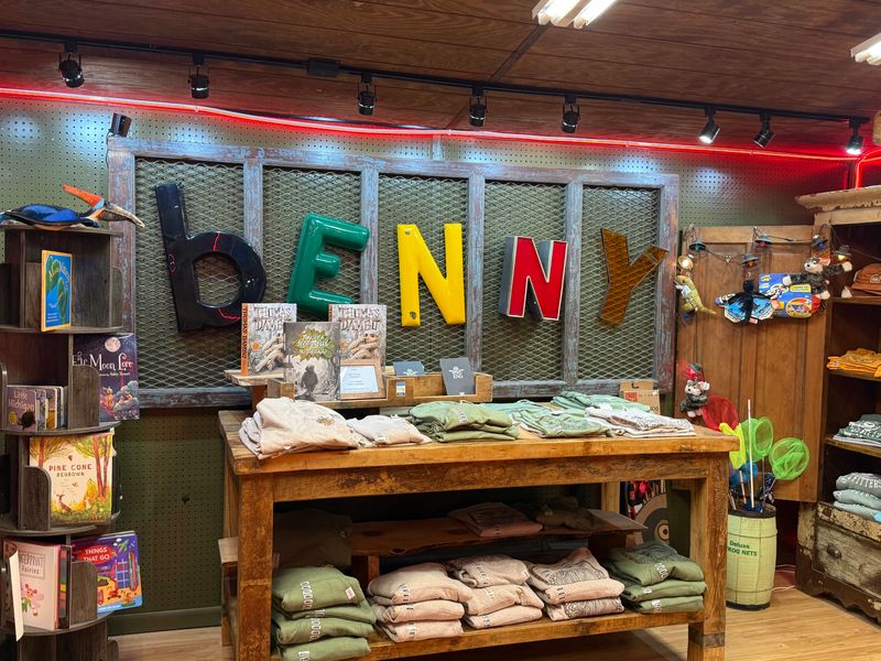 Gift Shop And Local Threads