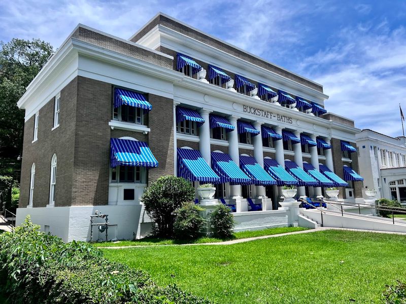 Soak At Buckstaff Bathhouse In Hot Springs