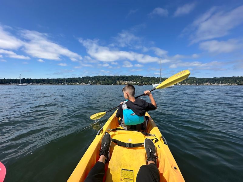 Kayaking And Paddleboarding On Liberty Bay Kayaking And Paddleboarding On Liberty Bay