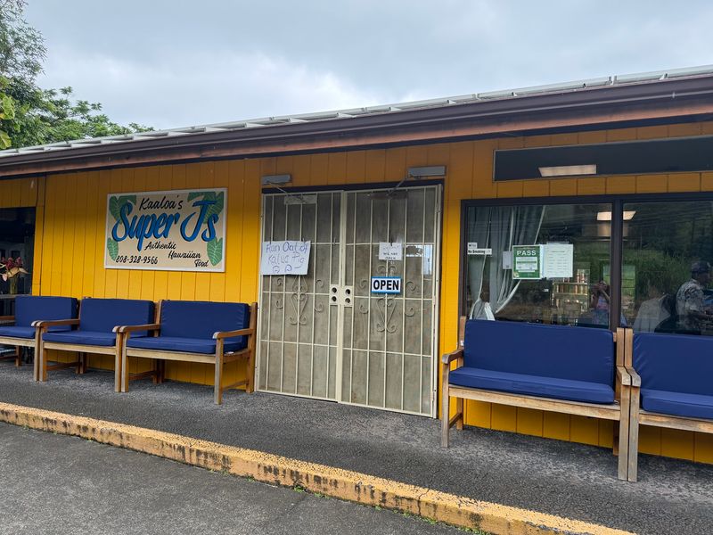 Kaʻaloa's Super J's