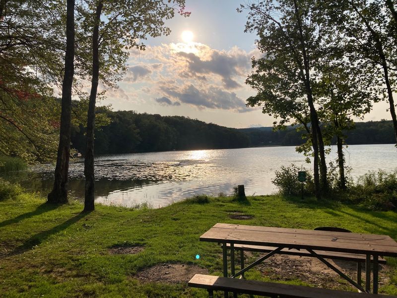 Keen Lake Camping & Cottage Resort Lakefront Cottages, Waymart Keen Lake Camping & Cottage Resort Lakefront Cottages, Waymart