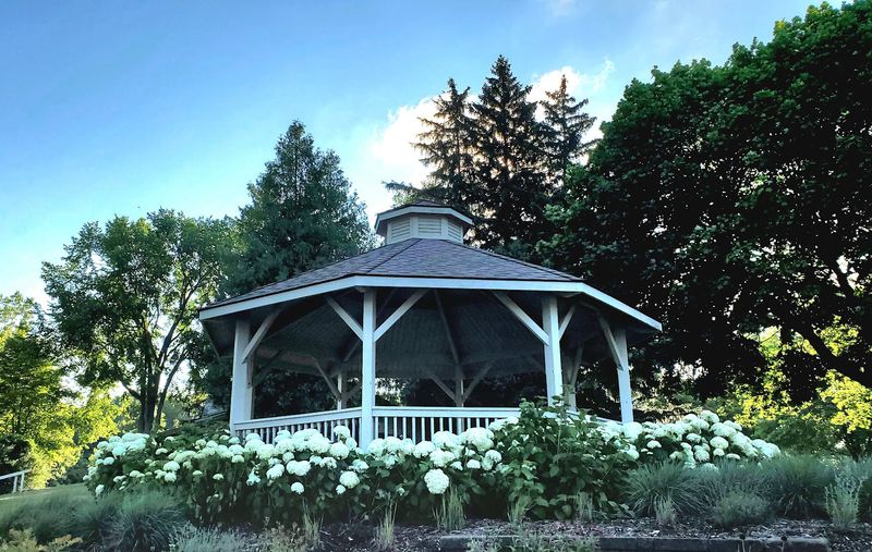 Visit The Lewis E. Wint Nature Center