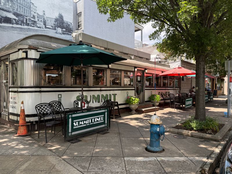 Summit Diner
