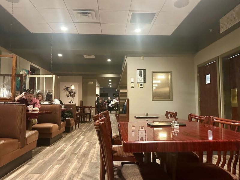 Kelly’s Steak & Seafood
