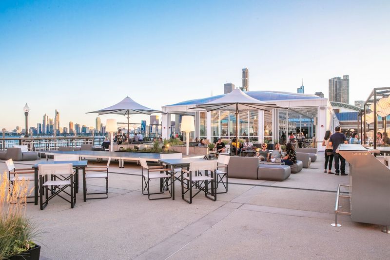 Top Chicago, Illinois Rooftop Spots To Celebrate Valentine's Day With A ...