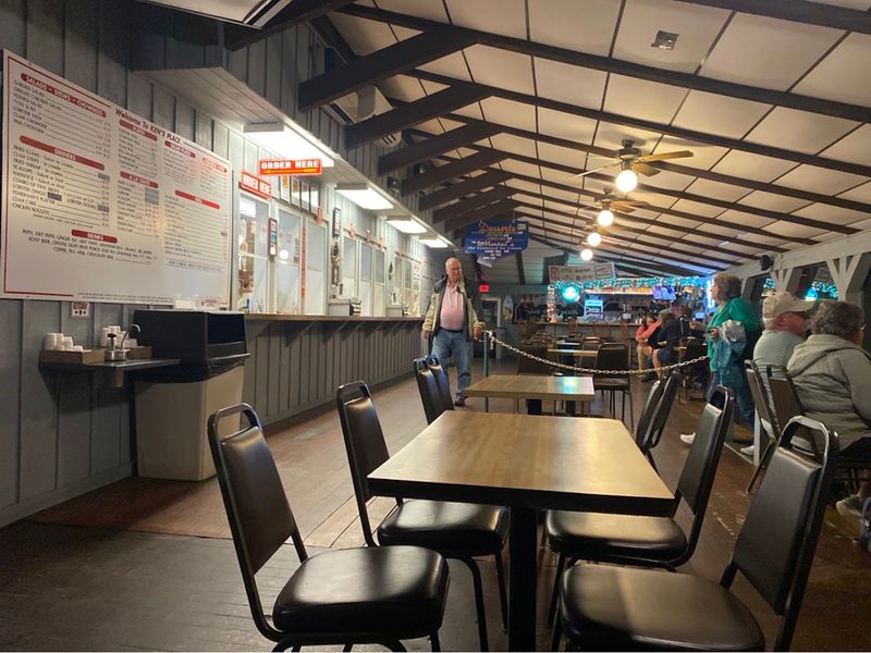 Ken's Place Seafood Restaurant, Scarborough