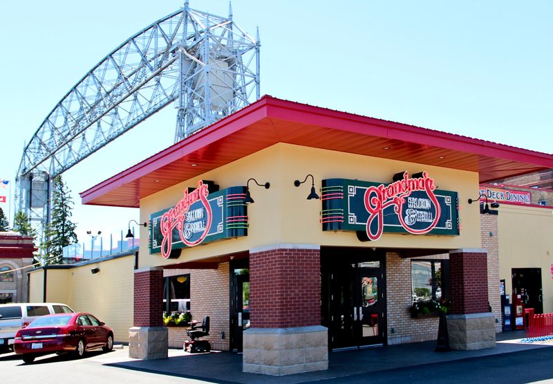 Grandma’s Saloon & Grill – Canal Park, Duluth