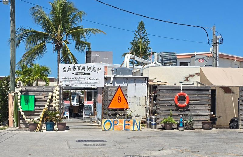 Castaway Waterfront Restaurant And Sushi Bar, Marathon