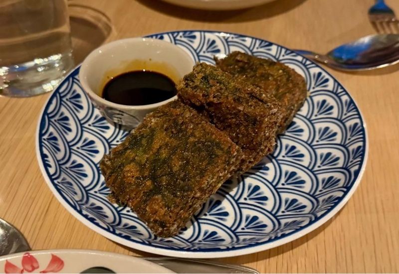 Crispy Rice Cakes With Unexpected Texture