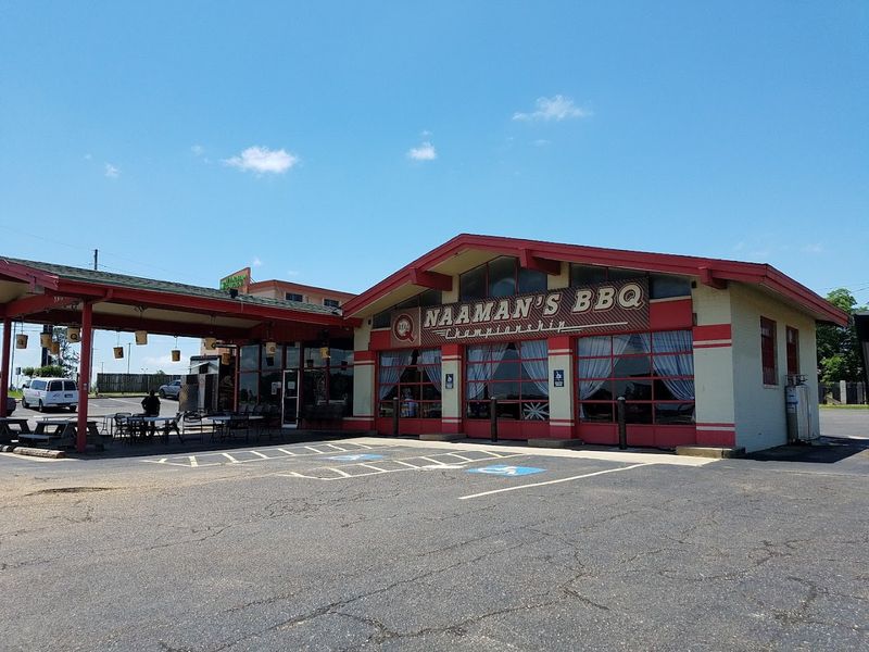 Naaman's BBQ, Texarkana