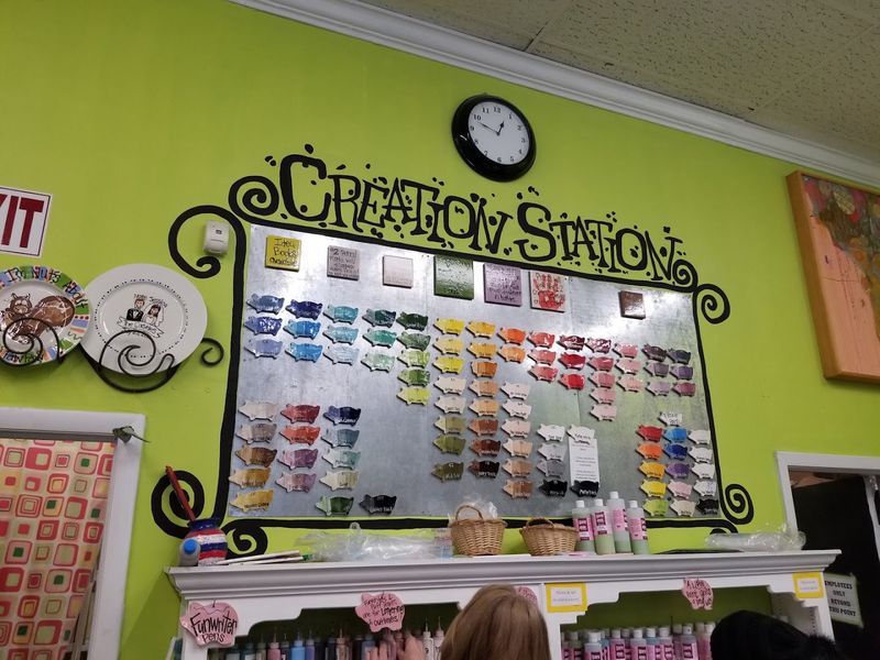 Kid Friendly Classes Filled With Paint And Imagination