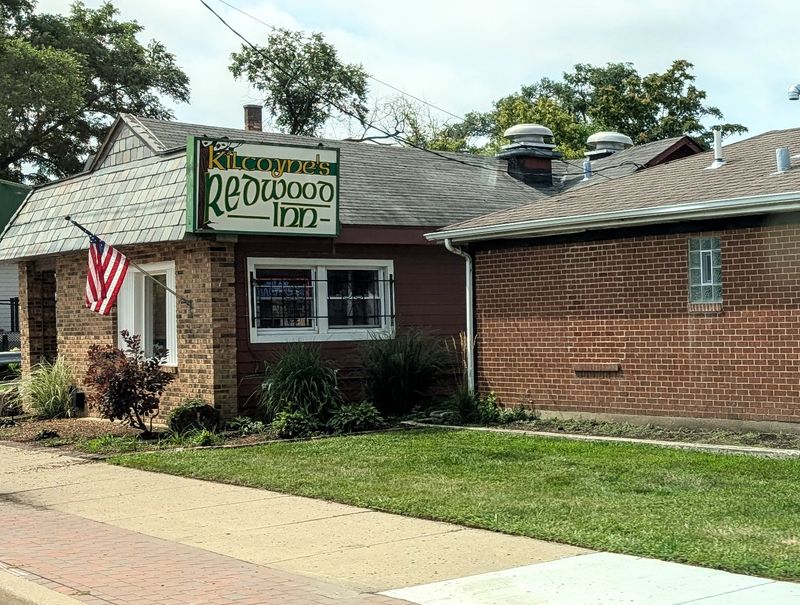 Kilcoyne Redwood Inn, Wheeling, IL