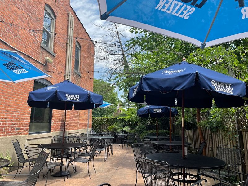 Happy Greek Restaurant & Pub, Columbus