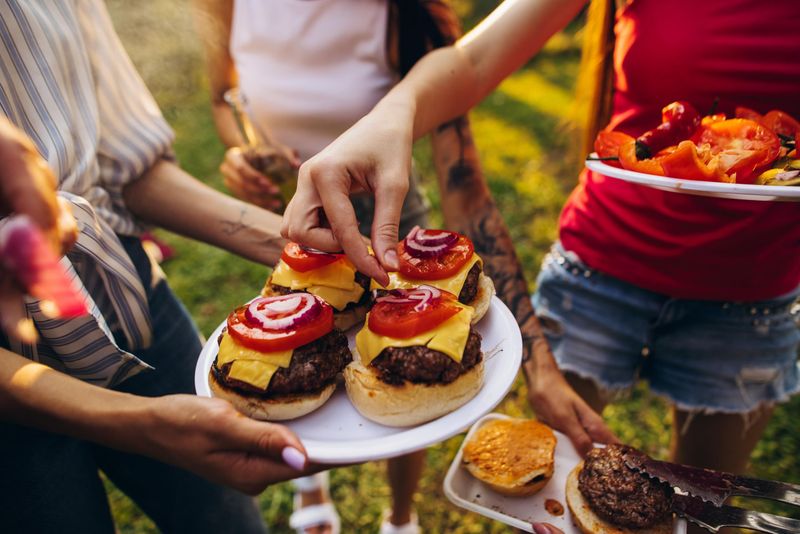 Amazon Fresh Ground Beef Burgers: Delivery Disappointment