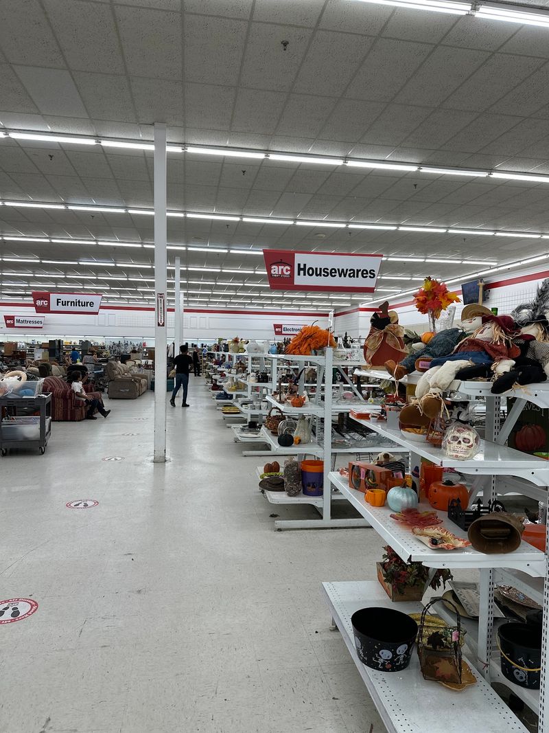 Kitchen Cabinets Love A Good Thrift Run