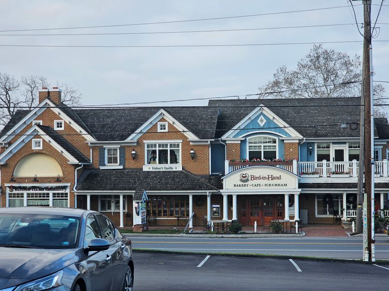 Bird-in-Hand Bakery & Cafe (Bird-in-Hand, PA)