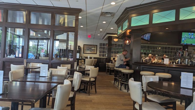 Knight's Steakhouse