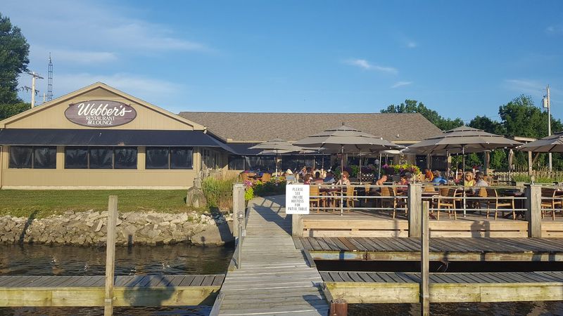 Webber's Waterfront Restaurant (Lake Erie area)