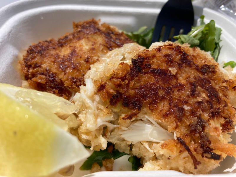 Crab Cakes Worth A Deliberate Detour