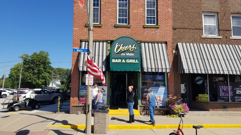 Koffee Junktion And Cheers On Main