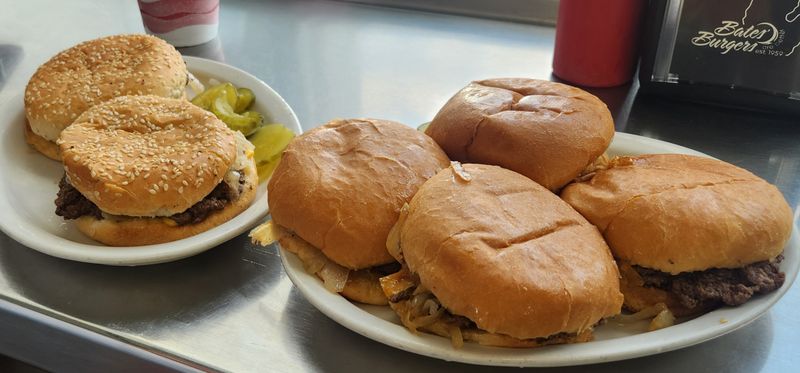 Bates’ Burgers, Livonia
