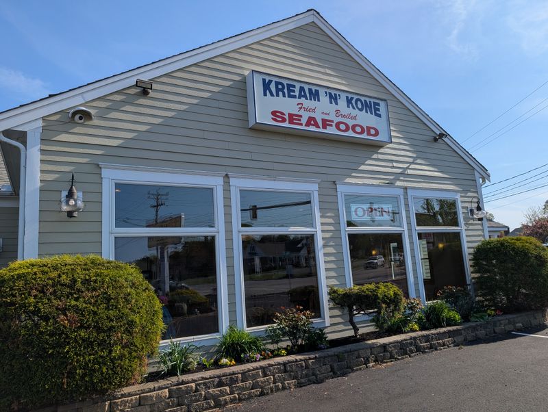 Kream ’N Kone, West Dennis
