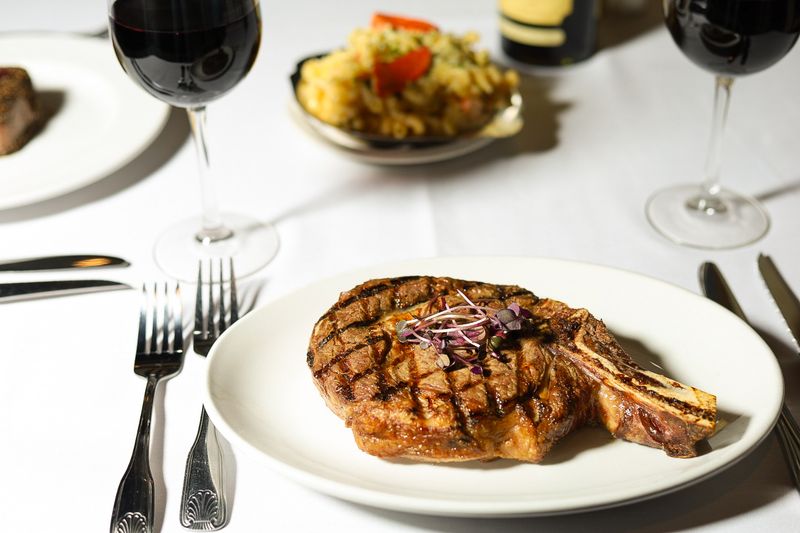 The Majestic Restaurant (Kansas City)