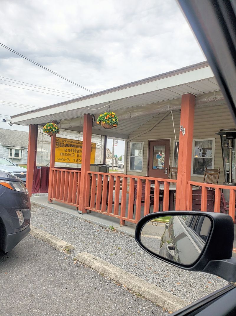 Herman’s Classic Burger, Herman’s Drive-In, Topton