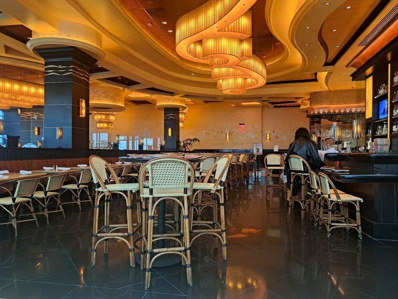 The Cheesecake Factory (Philadelphia)